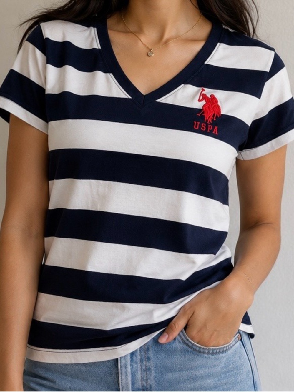 US Polo Navy & White Striped V-Neck Tee with Red Logo women’s . XL YOUTH